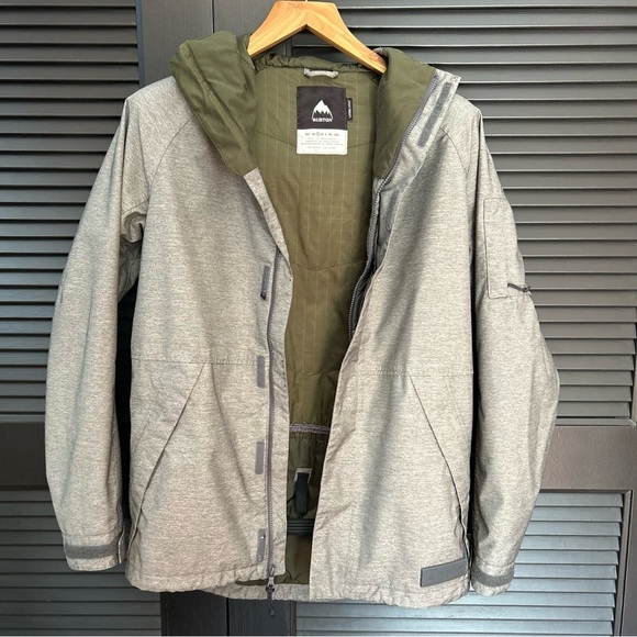 Burton “Dhaka” Men's Hooded Gray Snow Jacket, Size Small - Picture 2 of 16